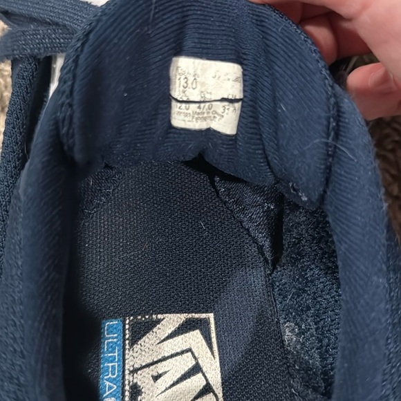 Men’s Vans Ultrarange Sneakers - Picture 5 of 6